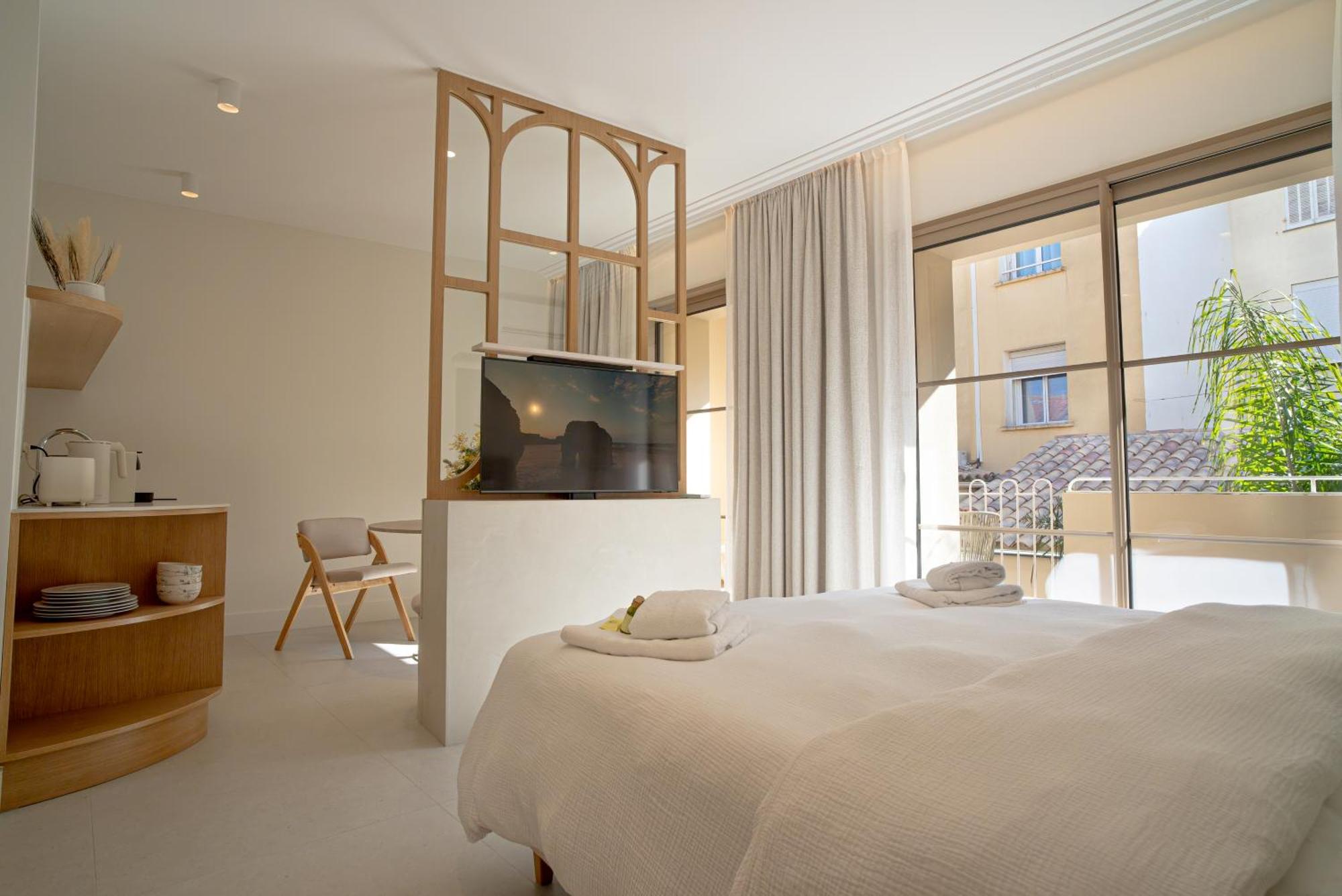 Studios Raffines Avec Terrasses - Plages, Ville Et Gare A Pied - Maison Raphael แซ็งต์-ราฟาเอล ภายนอก รูปภาพ